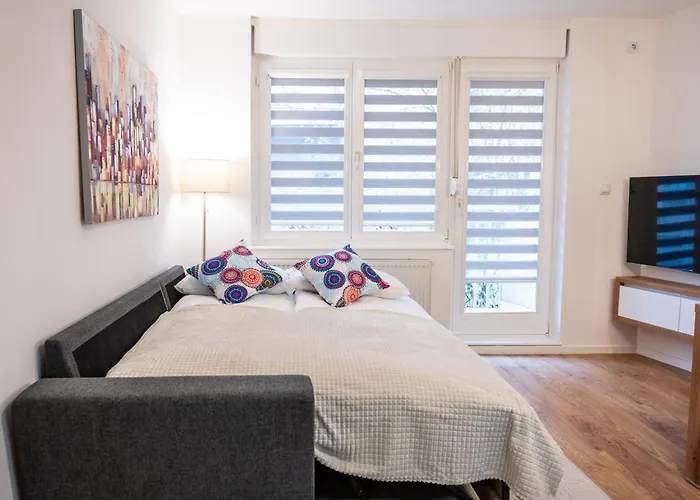 Poppy Elegance Center & Free Parking דירה סראייבו